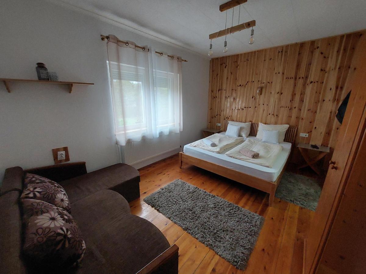 Fenyofa Vendeghaz Hotel Szilvásvárad Екстериор снимка